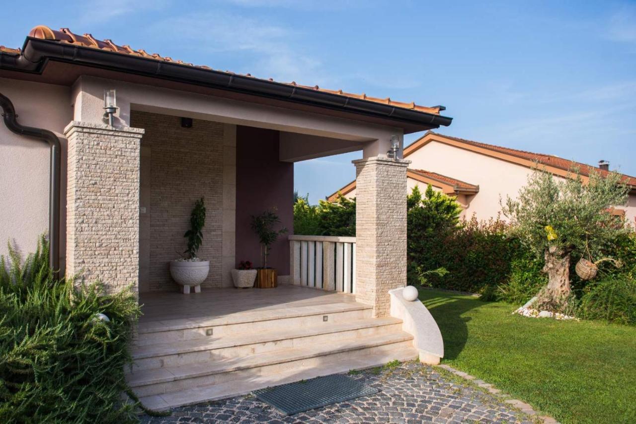 Villa Aleksandra Ljubuski Bagian luar foto