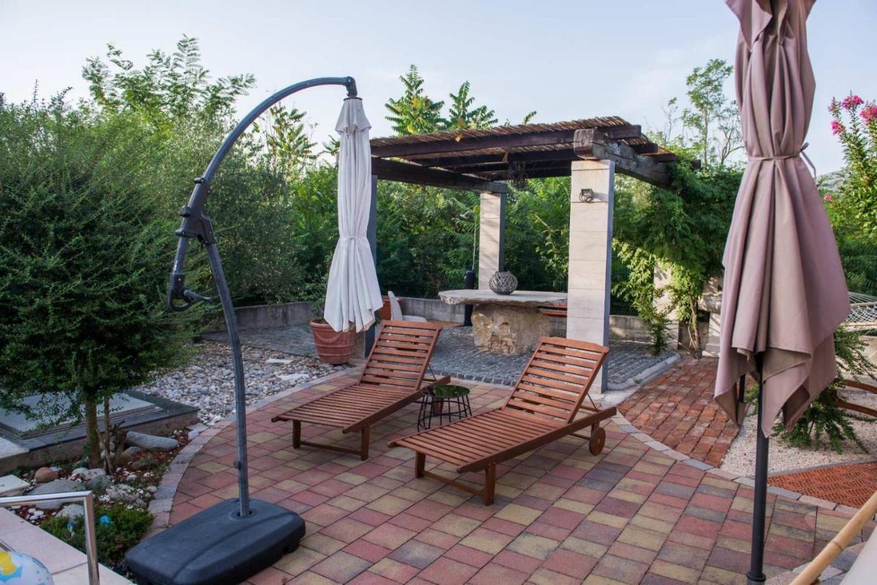 Villa Aleksandra Ljubuski Bagian luar foto