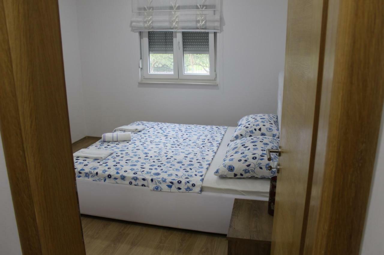 Villa Aleksandra Ljubuski Bagian luar foto